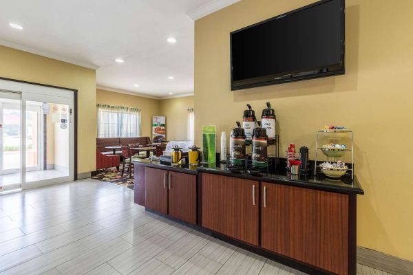 Quality Inn Leesville (Sandy Hill)